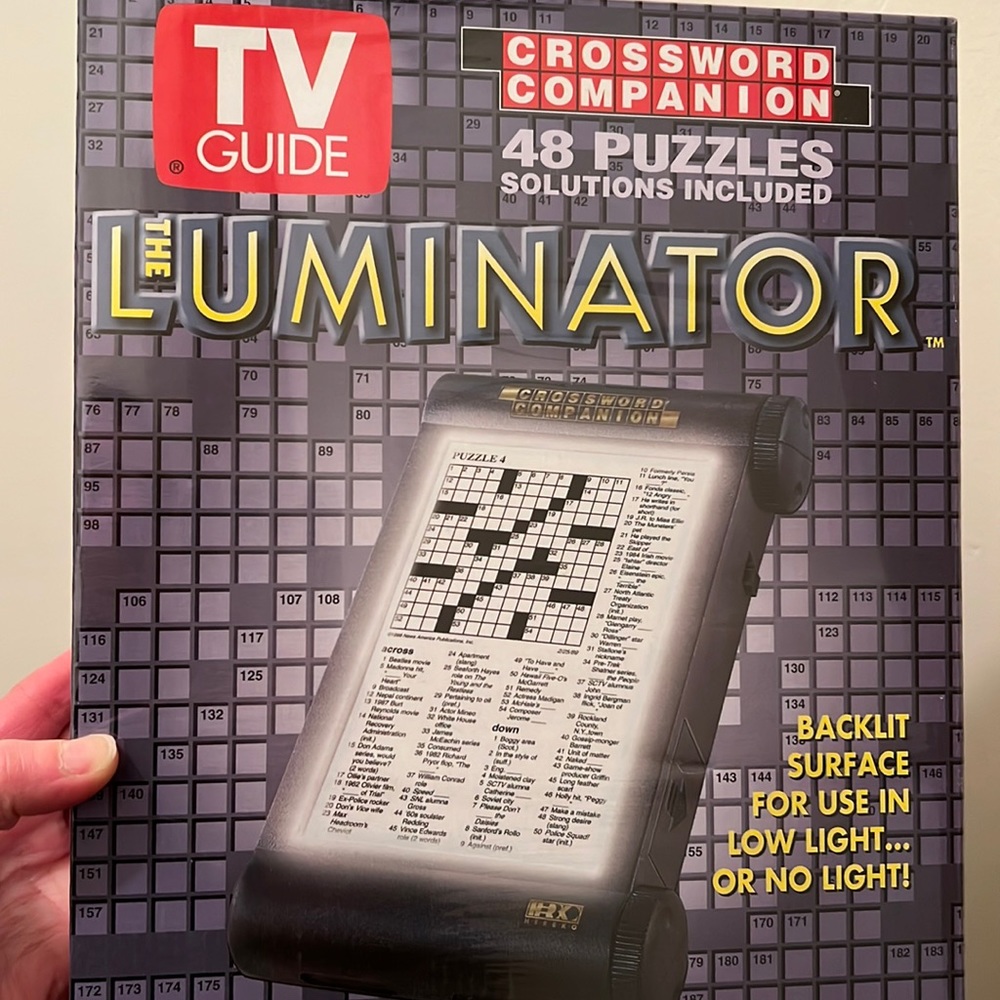🎉 2x Host Pick 🎉 NWT Vintage backlit crossword puzzles ⭐️⭐️⭐️⭐️⭐️